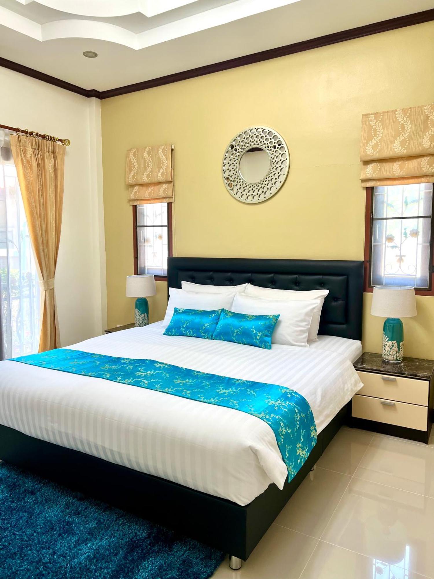 Malinee Villa Phuket Bang Tao Beach  Eksteriør billede